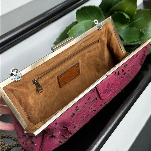 Patricia Nash Genuine Leather Cutout Shoulder Clutch Handbag Vintage-Inspired - Picture 8 of 9